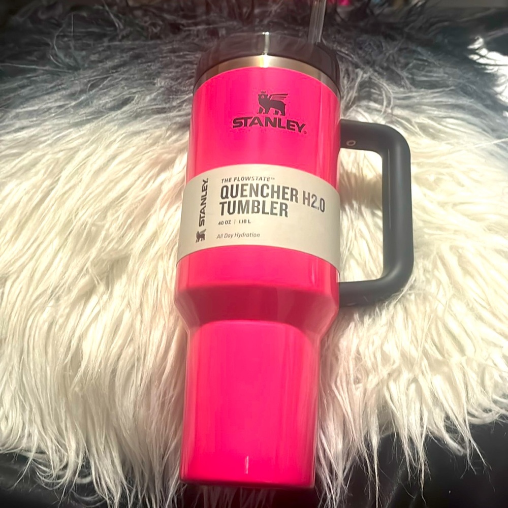 Stanley •40oz • NWT